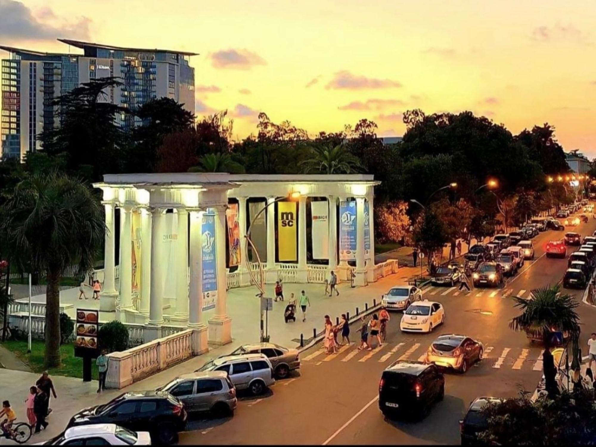 Park 3* באטומי