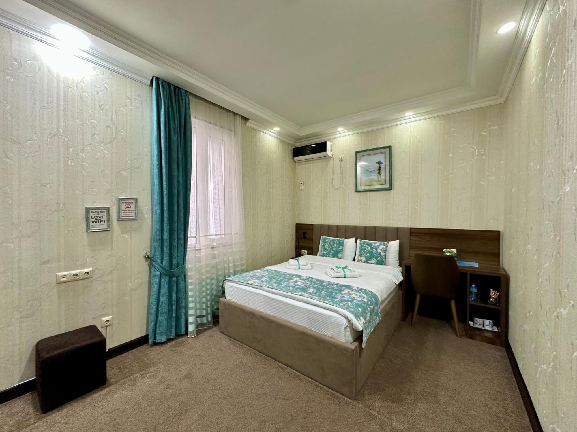 Park Hotel 3*